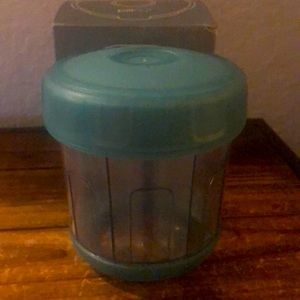 New never used Pillnut 7 compartment pill dispenser with labels